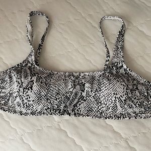 NWOT Snakeskin Bikini Top